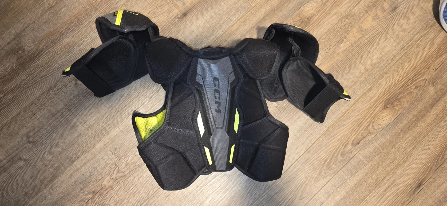 CCM Tacks XF80 Junior Large Hockey Shoulder Pads (JR LG) - photo 2