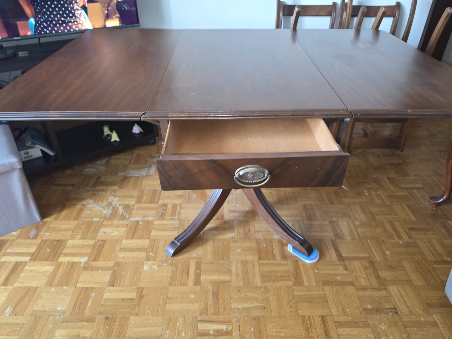 Drop Leaf Dining Table and Chairs Set - photo 3