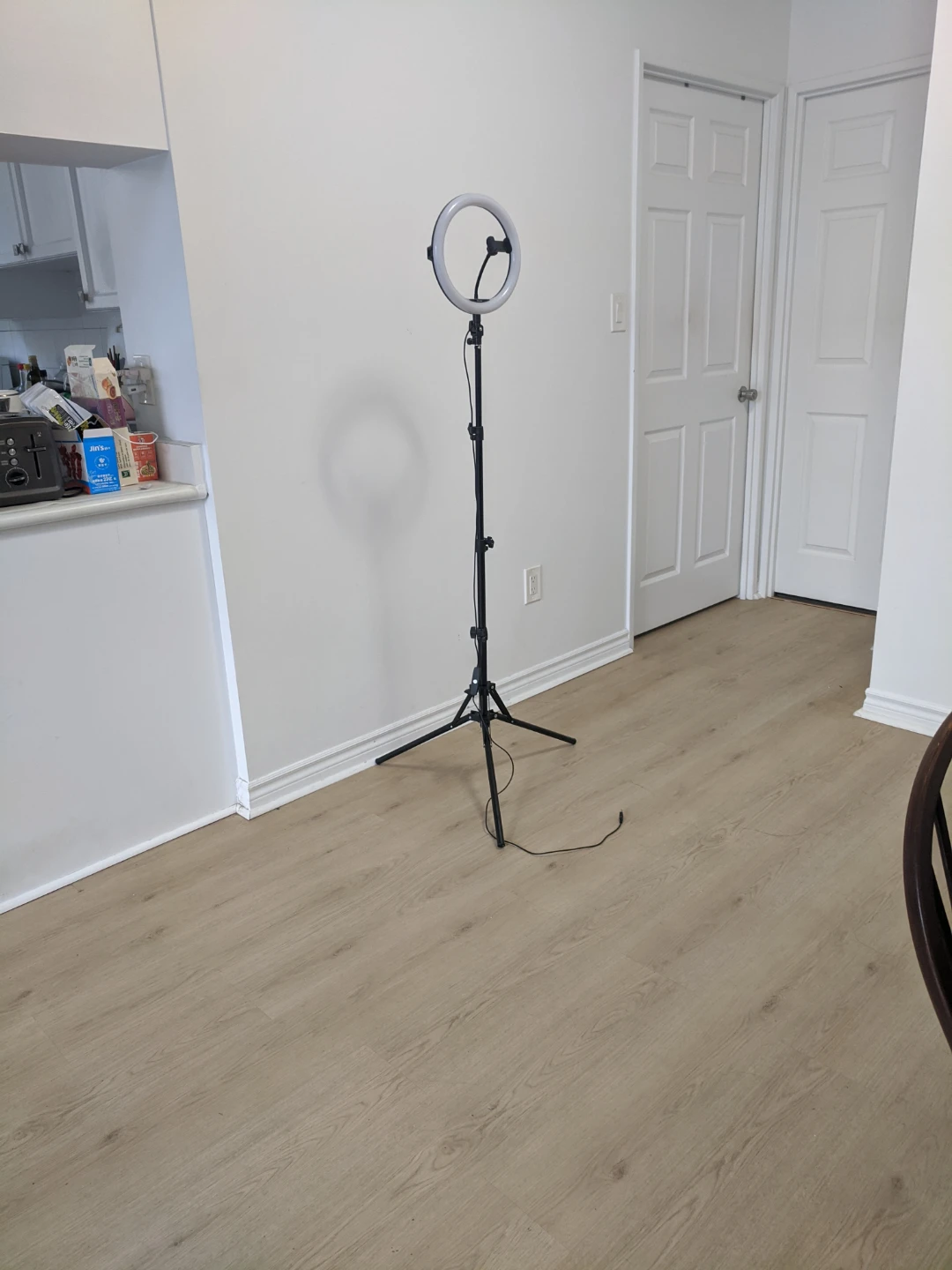 Adjustable LED Ring Light with Tripod Stand - photo 5