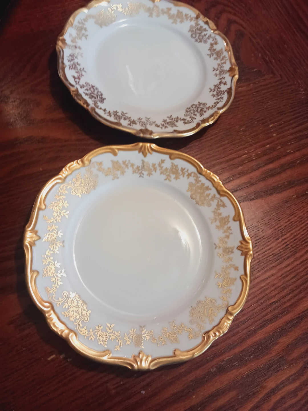 Set of two 22K Gold Rim Weimar Porzellan Katharine Plates - photo 2