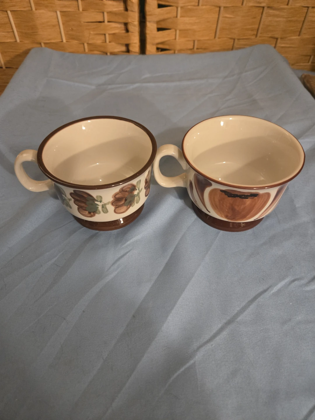 Set of 2 Decorative Ceramic Mugs - photo 2
