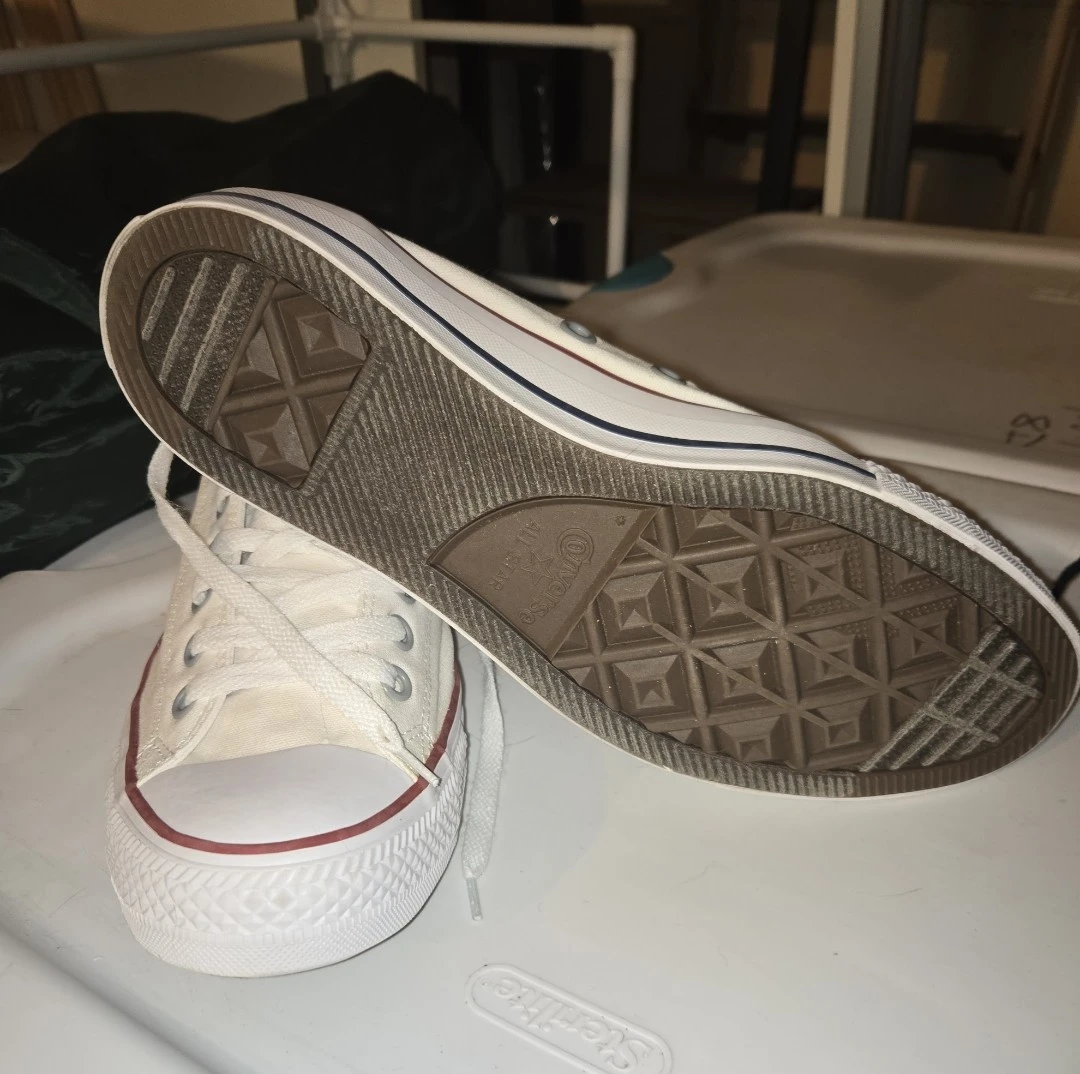 Converse Chuck Taylor All Star White Low Top Size Men 11.5 - photo 2