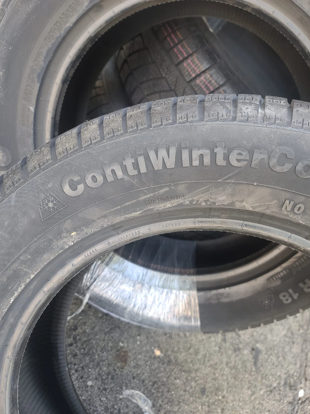 4x New Winter Tires - 235/60/18 - ContiWinter Contact - photo 2
