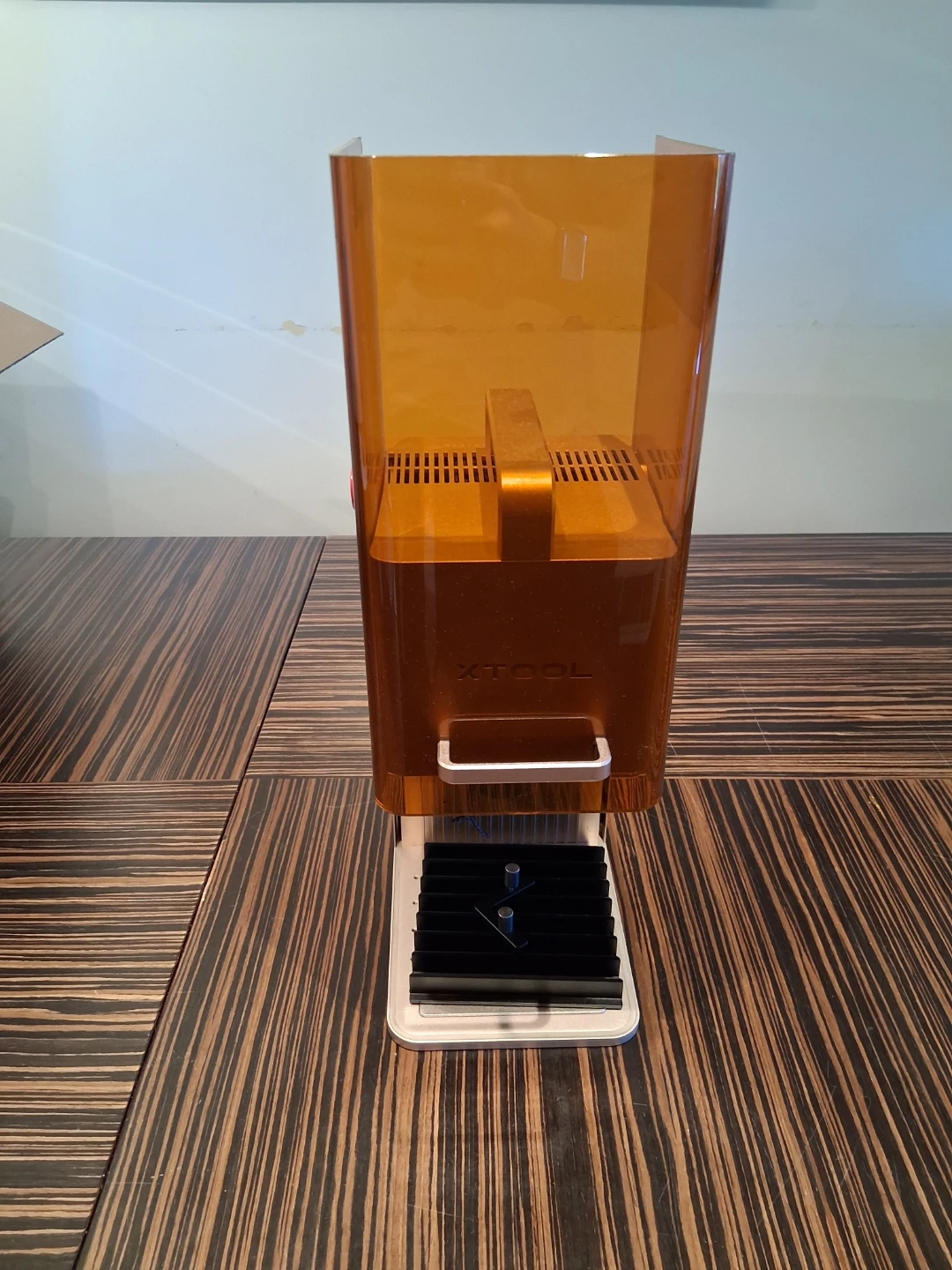XTool F2 laser engraving machine - photo 2