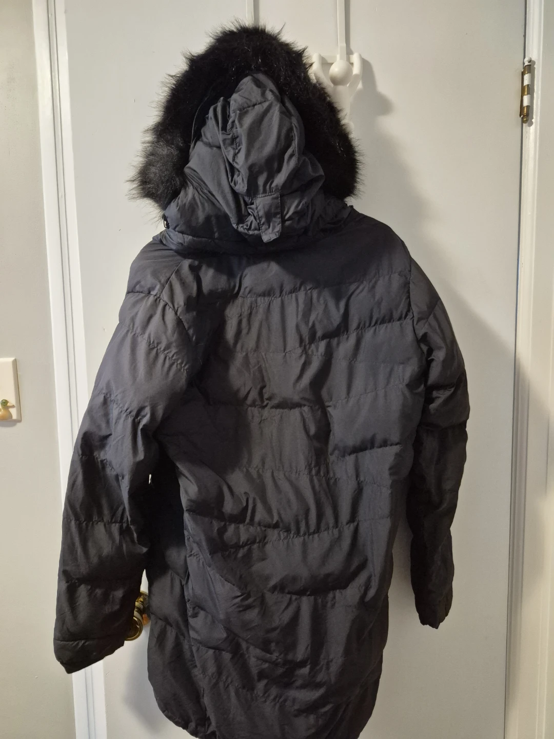 Columbia Black Down-Filled Winter Jacket - photo 3