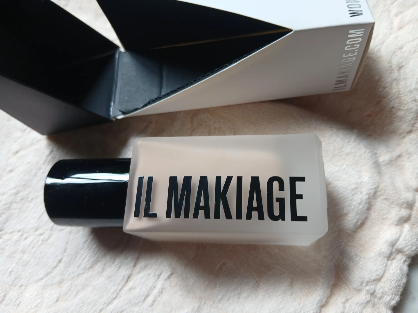Il Makiage "Woke up Like this" foundation - photo 2