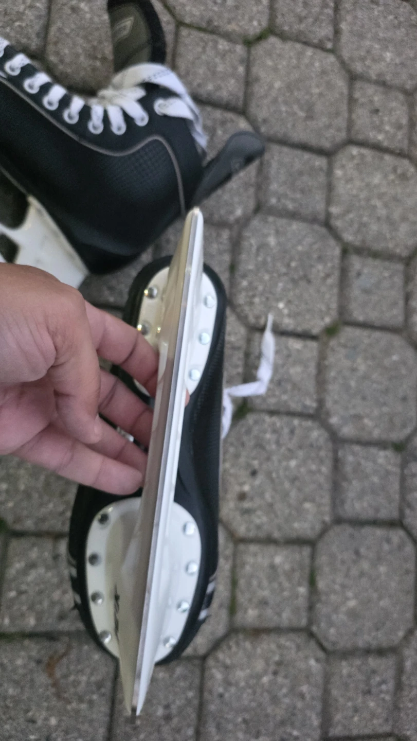 Bauer Supreme Ice Skates - photo 4
