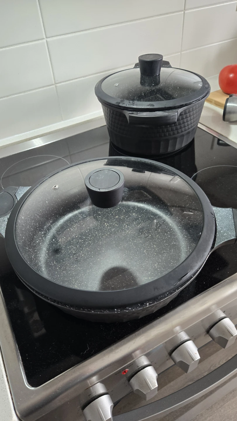 Deane and White Casserole Pot and Frying Pan Set - photo 3