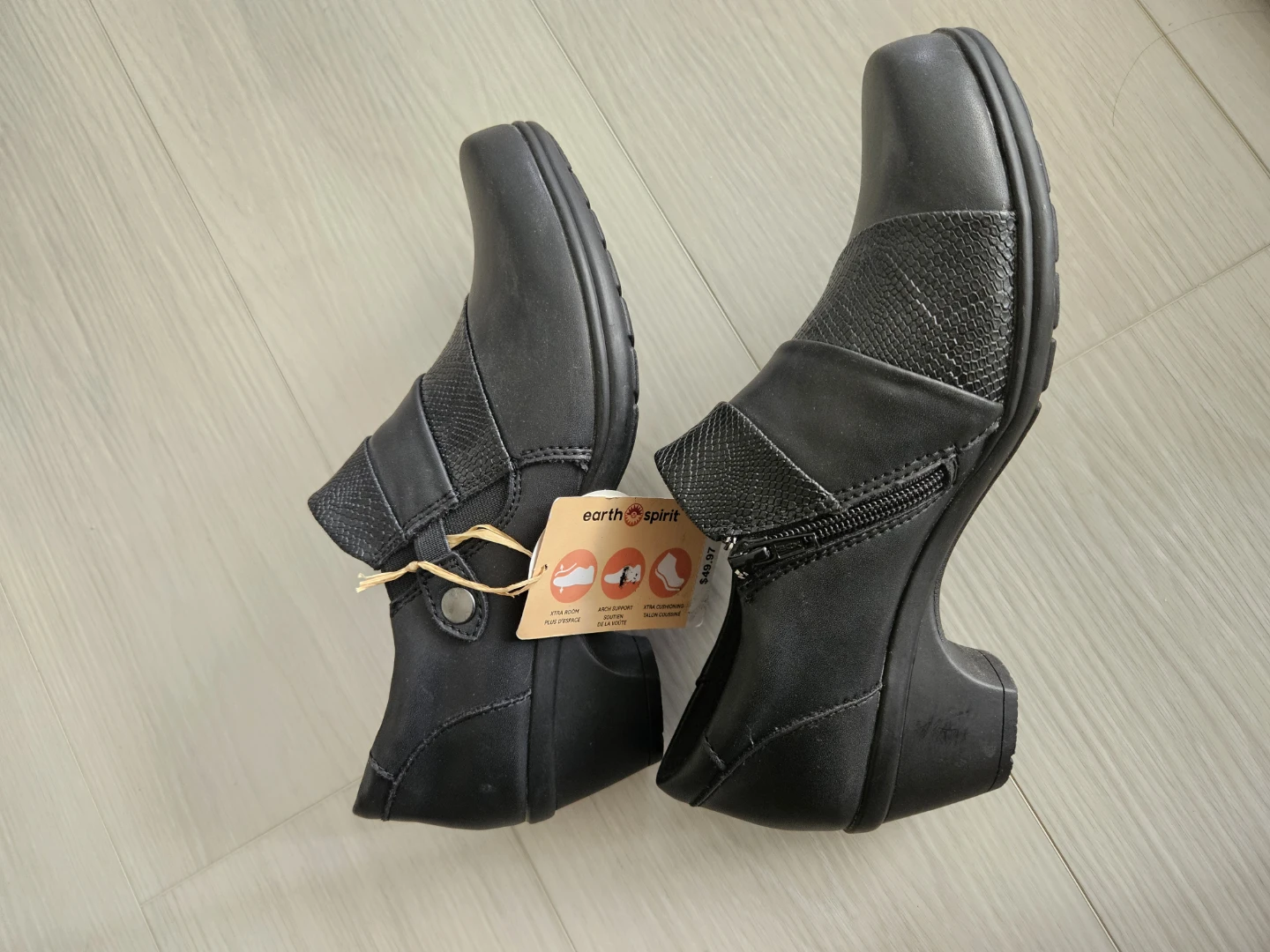 New Earth Spirit black ankle boots, size 8 - photo 3