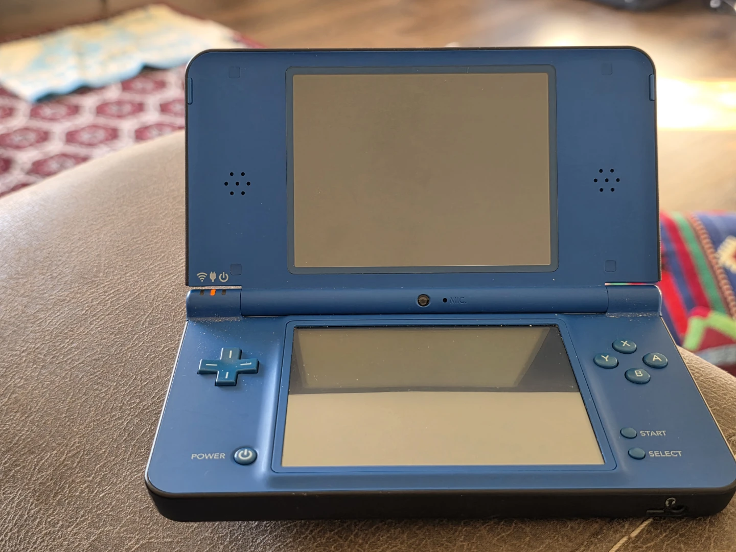 Nintendo DSi XL Blue - photo 4