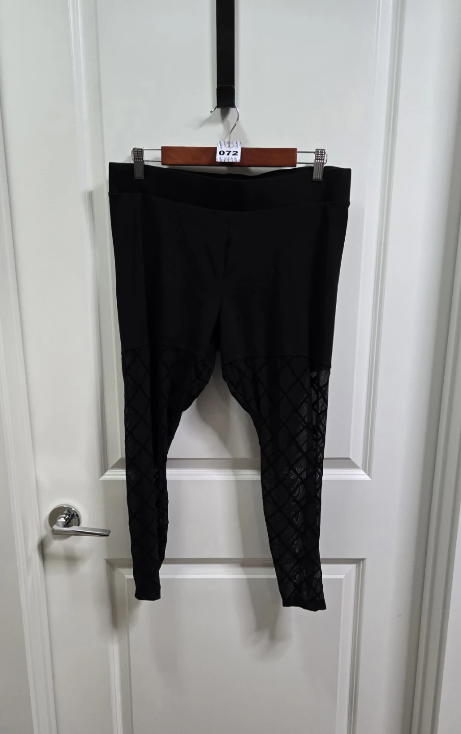 Torrid Black Patterned Mesh Leggings - photo 3
