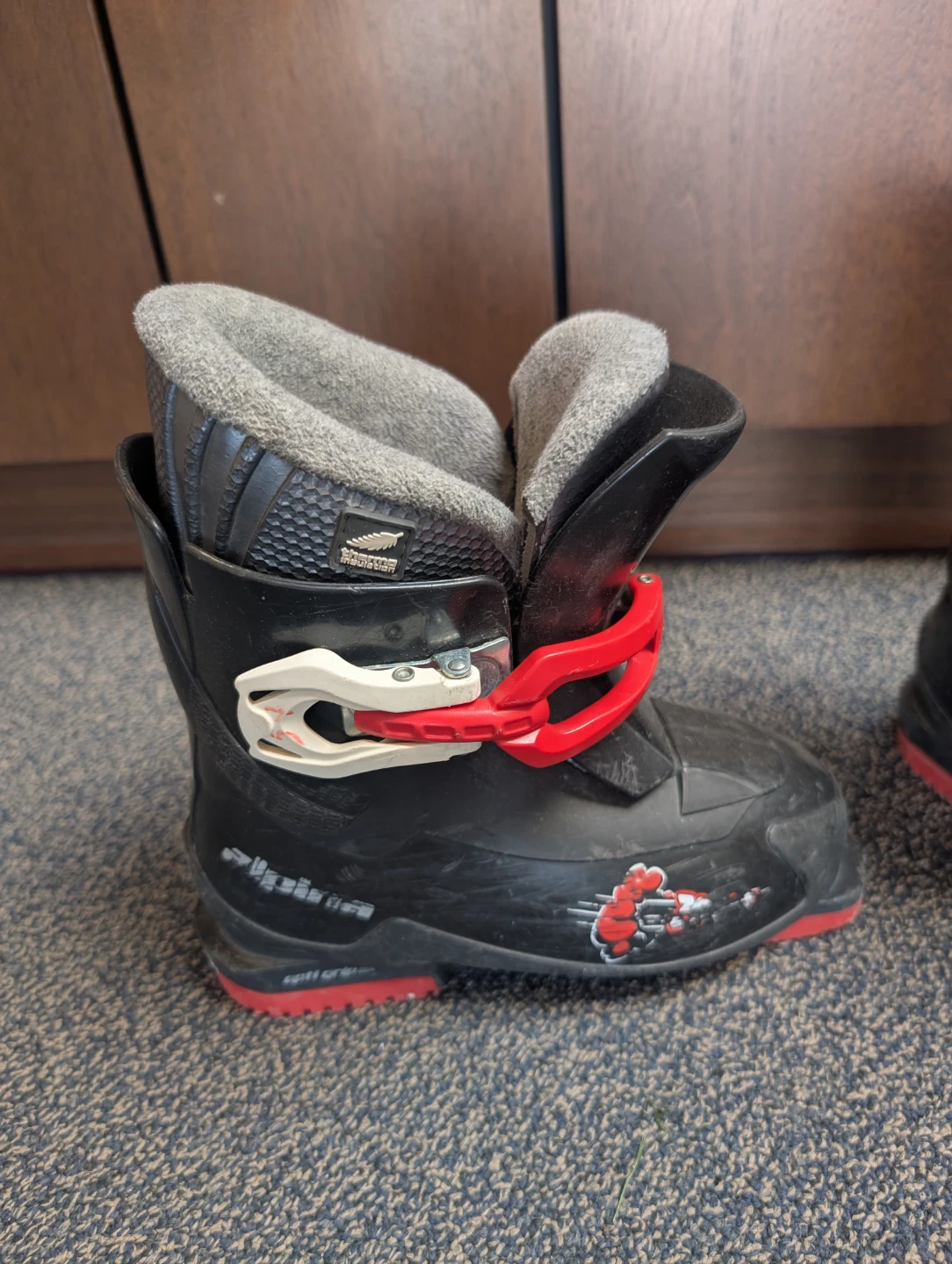 Kids Alpina ski boots - photo 2