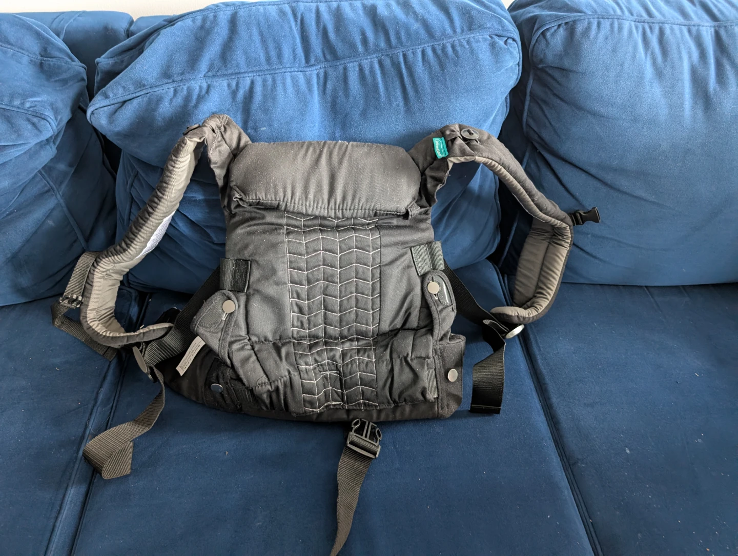 Infantino Upscale Customizable Baby Carrier - photo 3