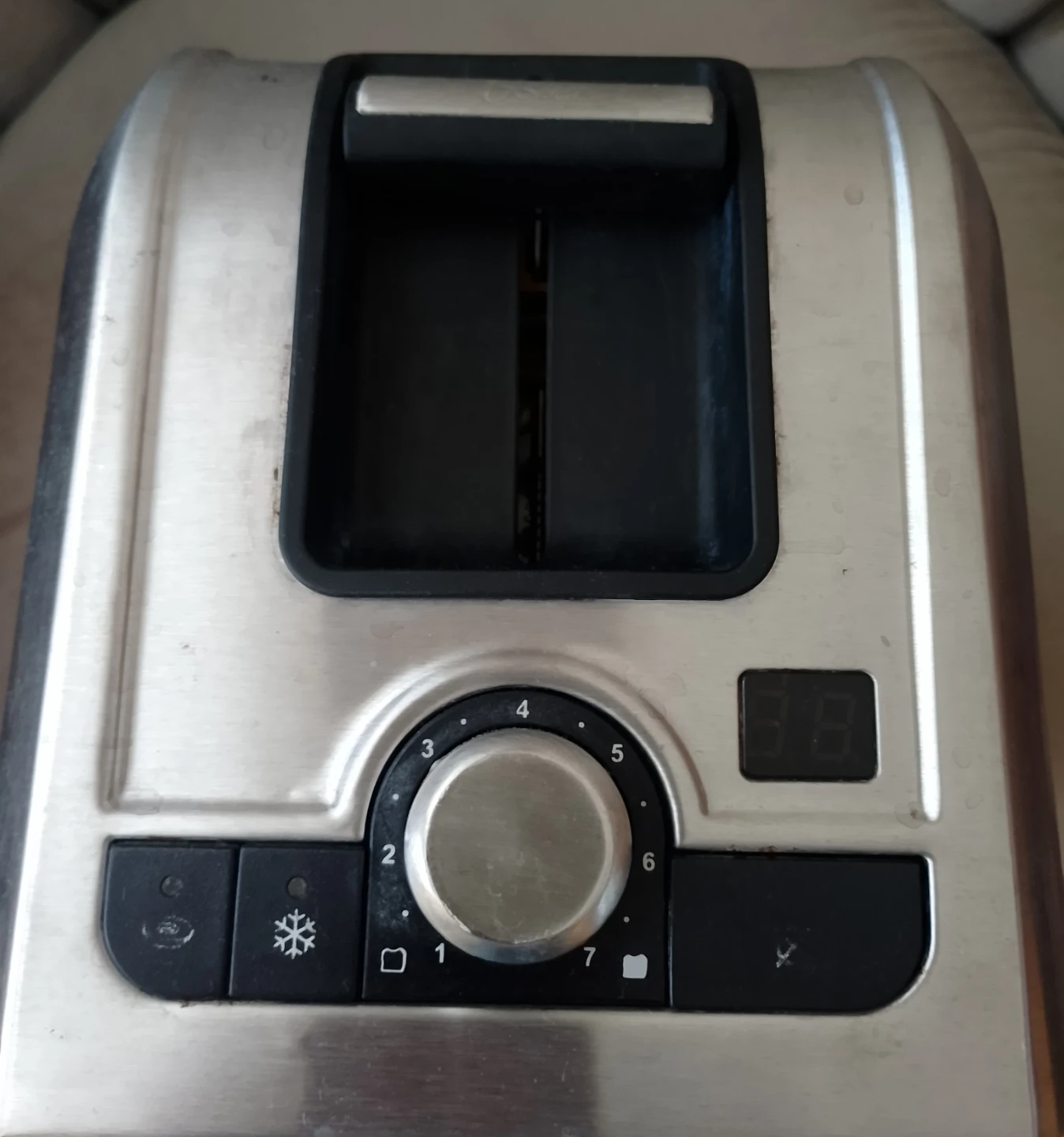 Oster 2-Slice Toaster