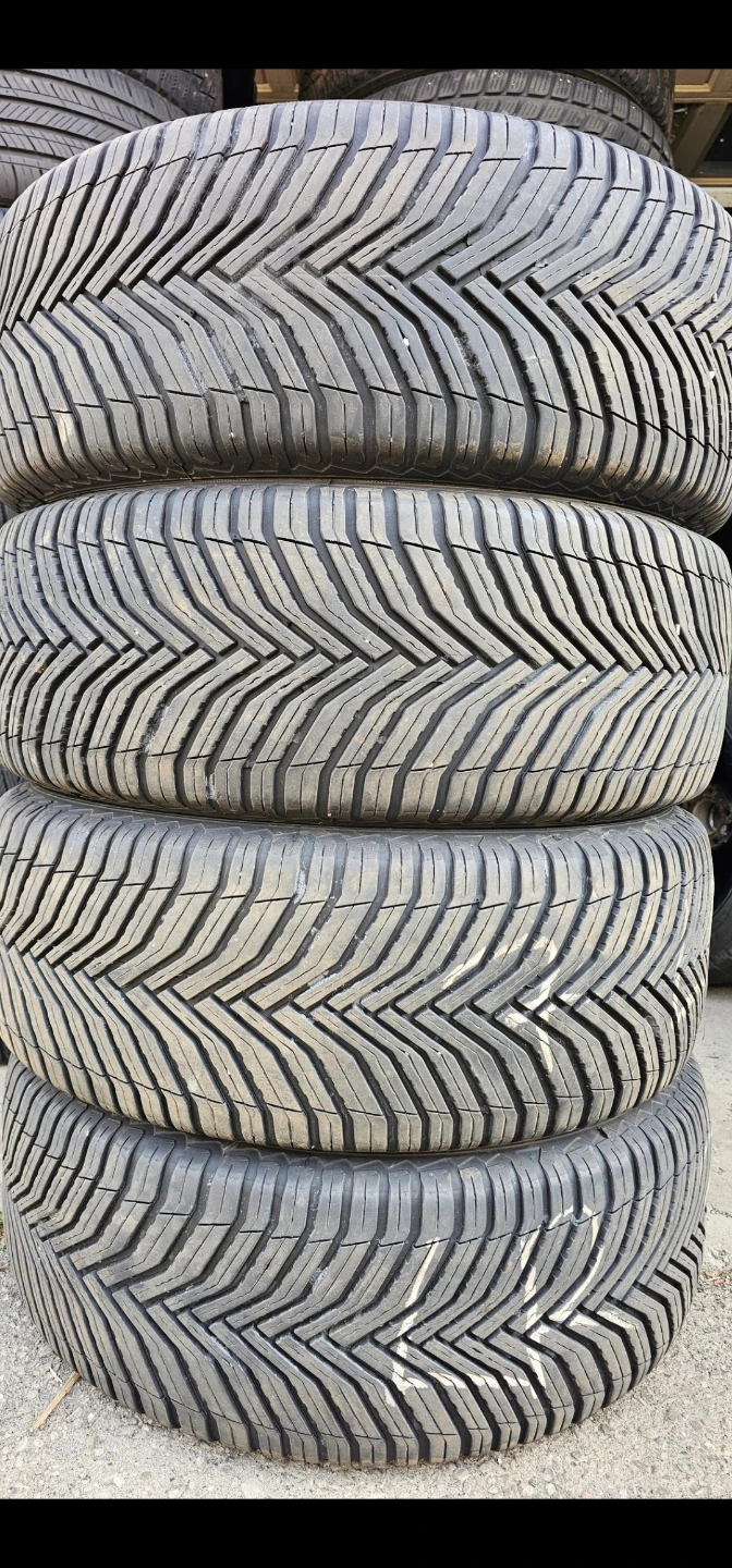 225/55 R18 ALL WEATHER TIRES