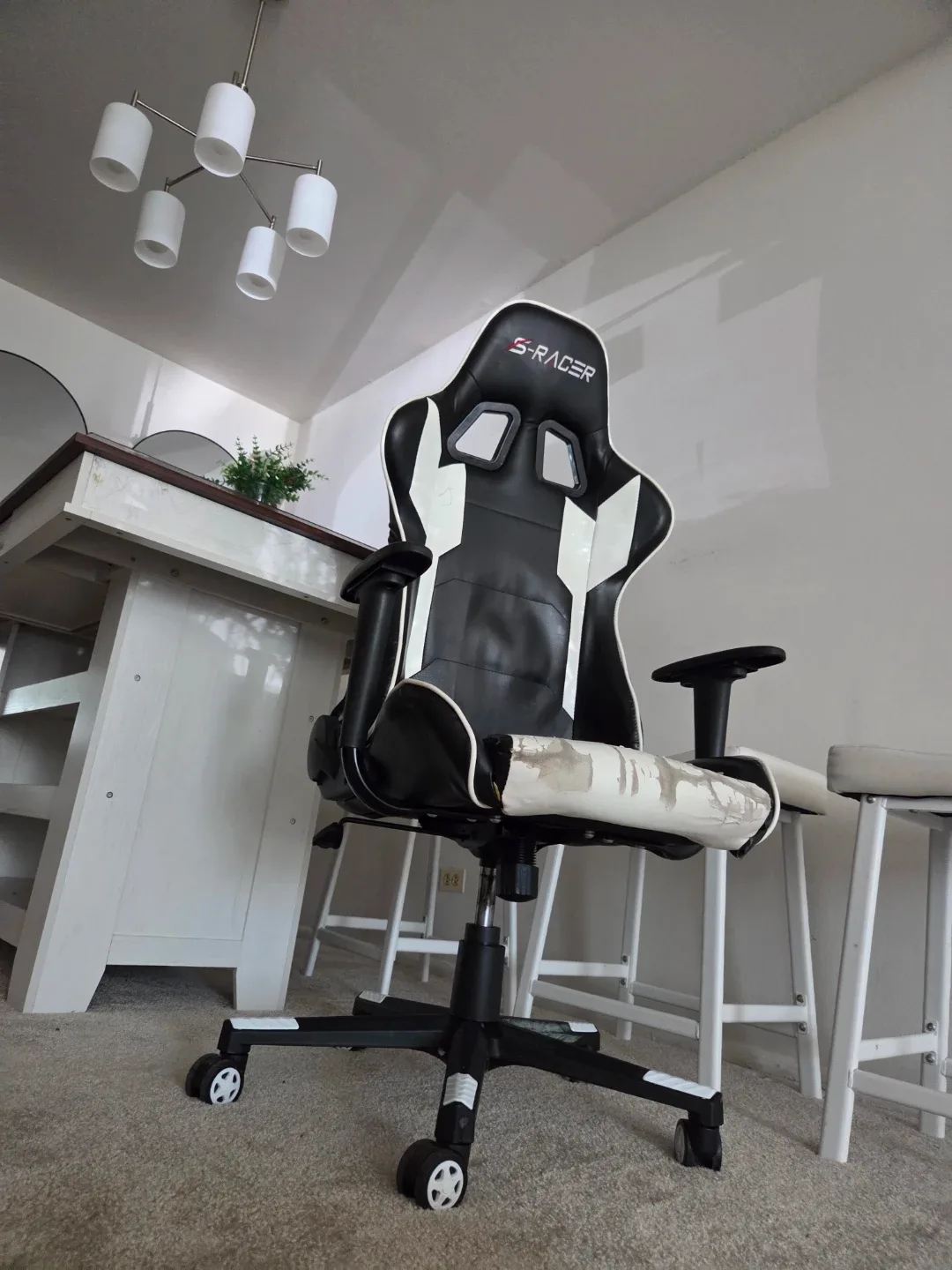 S-Racer gaming chair
