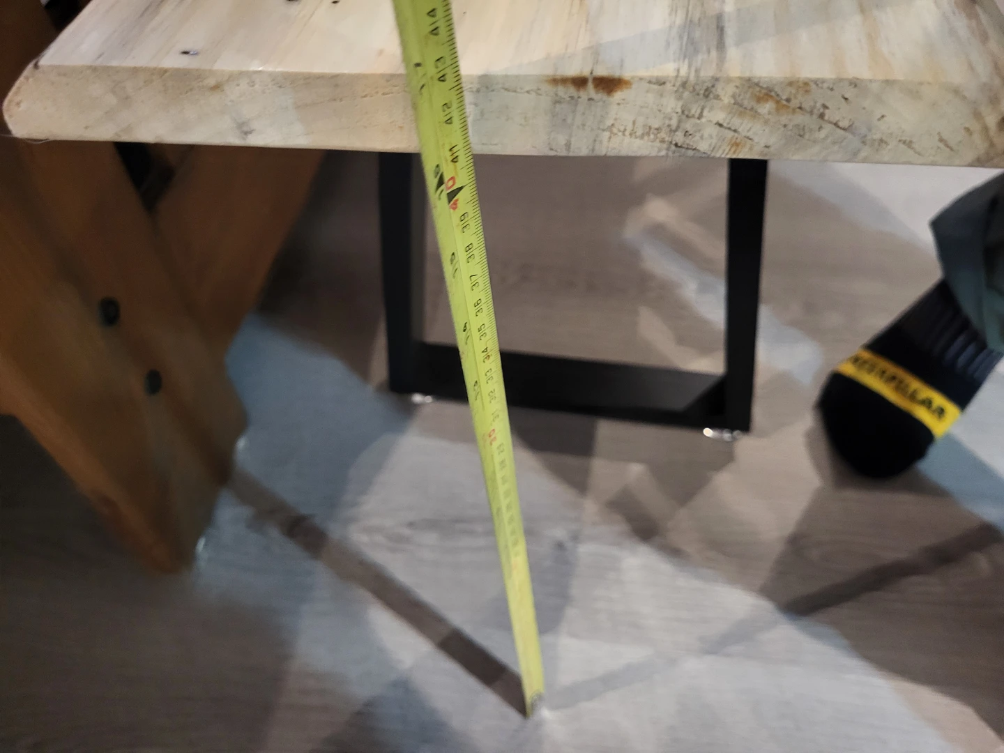 Live edge wooden bench with black metal legs - photo 4