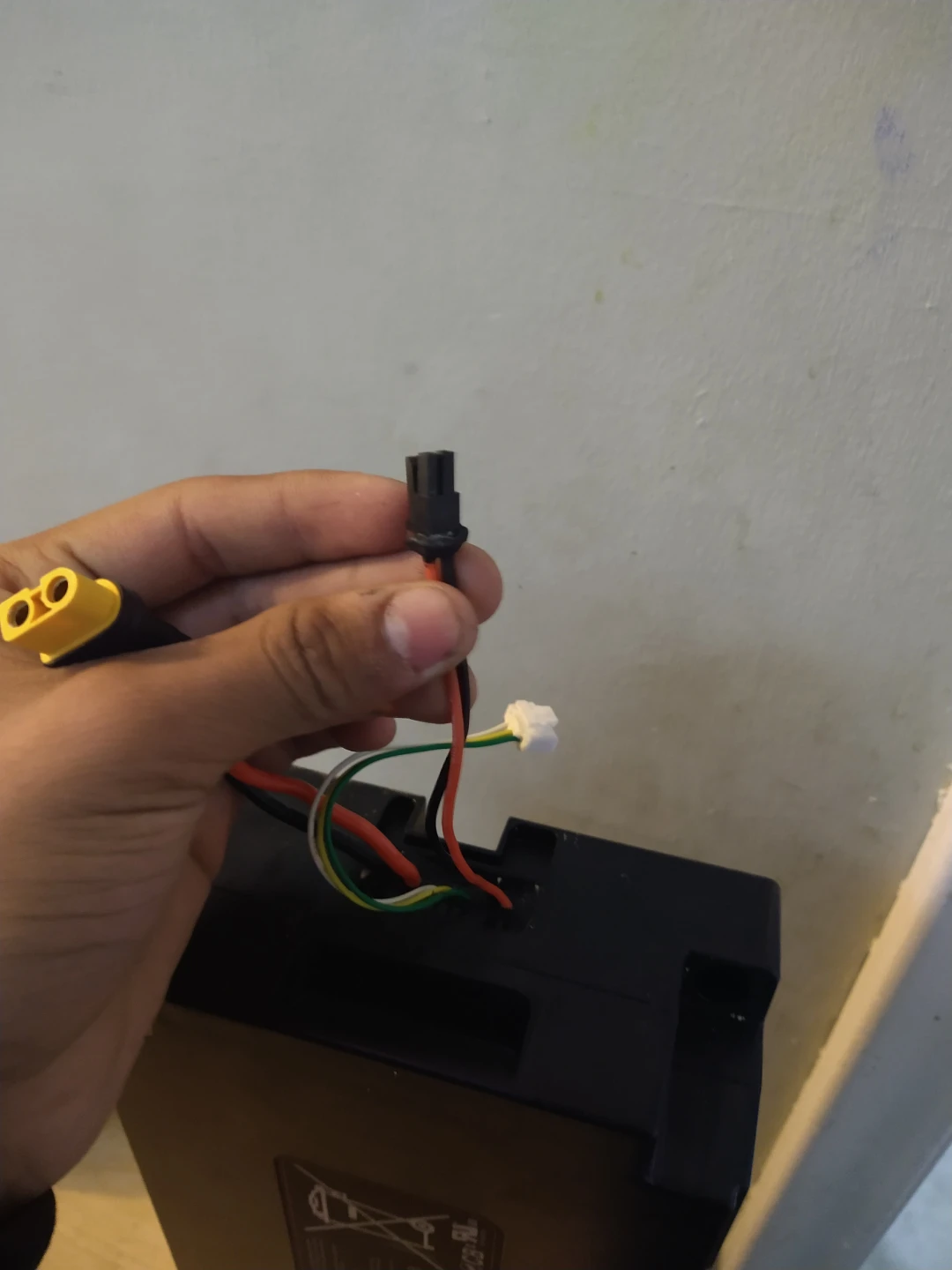46.8V 13Ah Lithium-Ion Battery Pack - photo 4