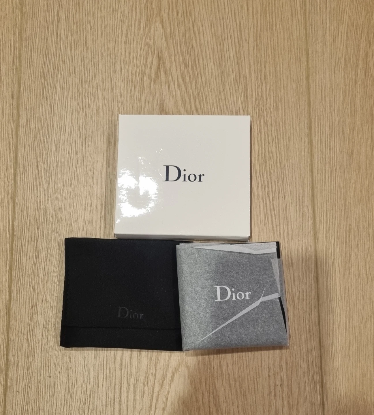 Dior Beauty black mirror with pouch