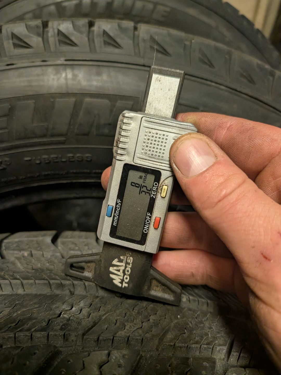 Michelin Latitude X-Ice Tires 235/60R17
