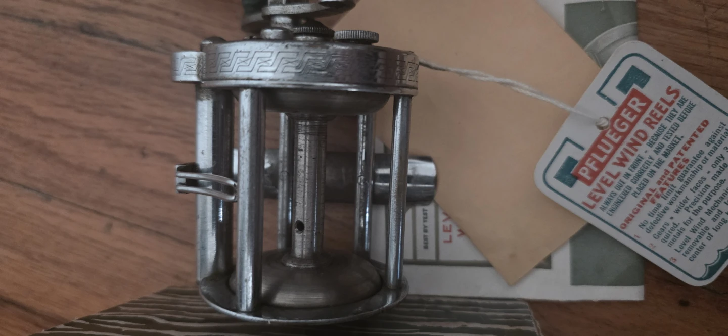 Pflueger Level Wind Reels - photo 2