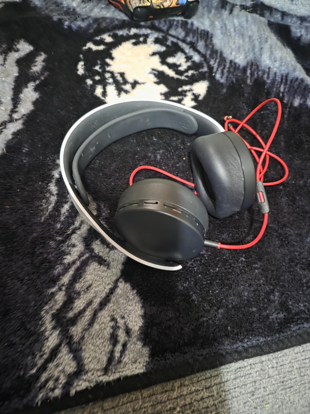 Sony PlayStation Pulse 3D Headset wired only
