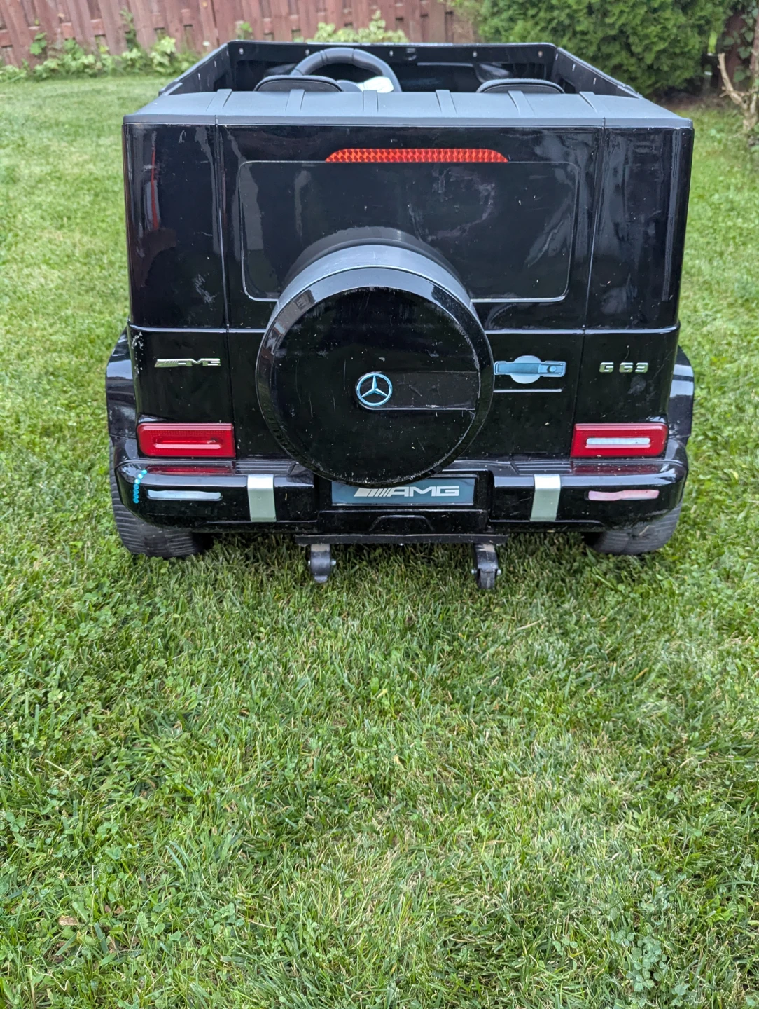 Mercedes-Benz G63 AMG Ride-On Toy Car - photo 3