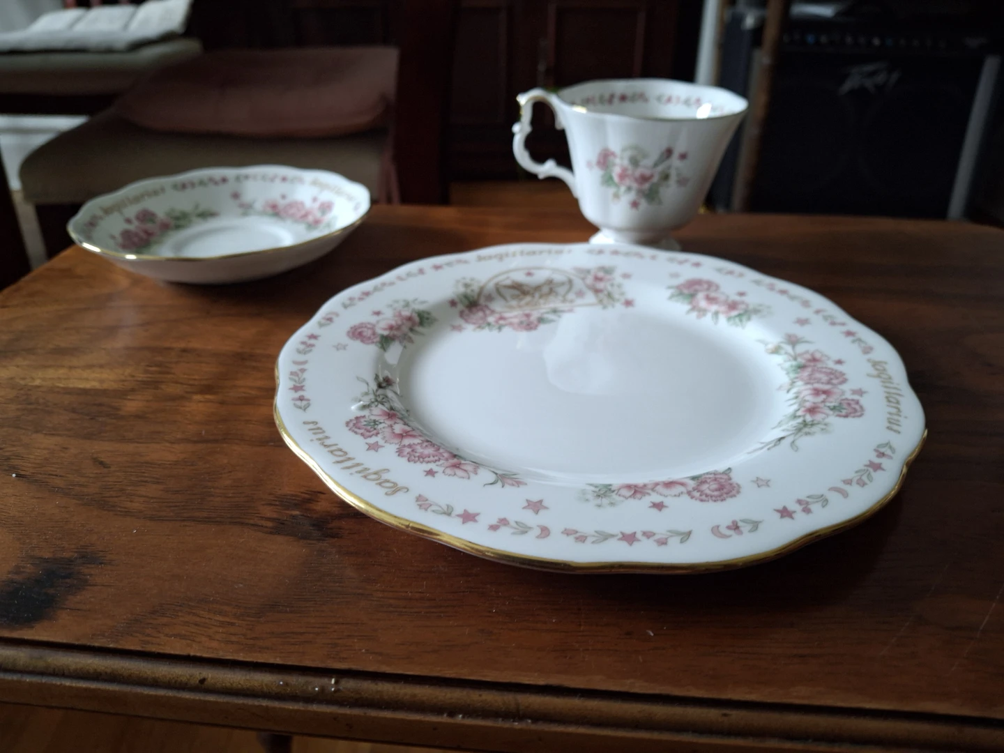 Royal Albert Sagittarius Zodiac Bone China Set - photo 2