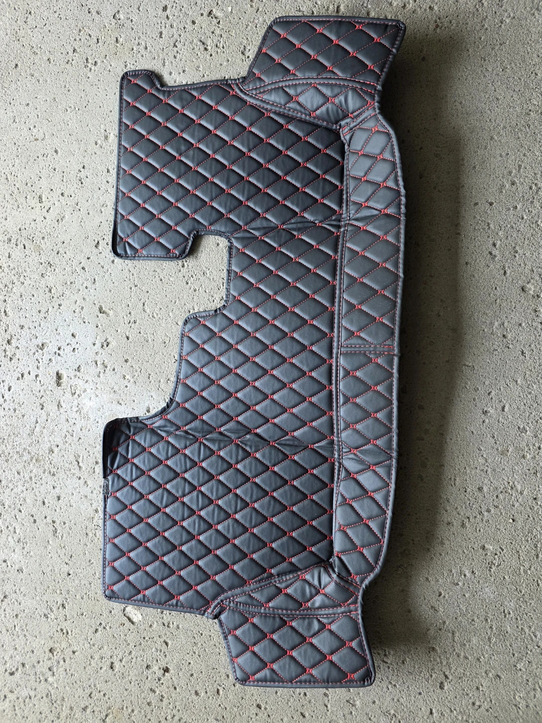 2022 Honda pilot. Custom Diamond Stitched Car Floor Mats - photo 3