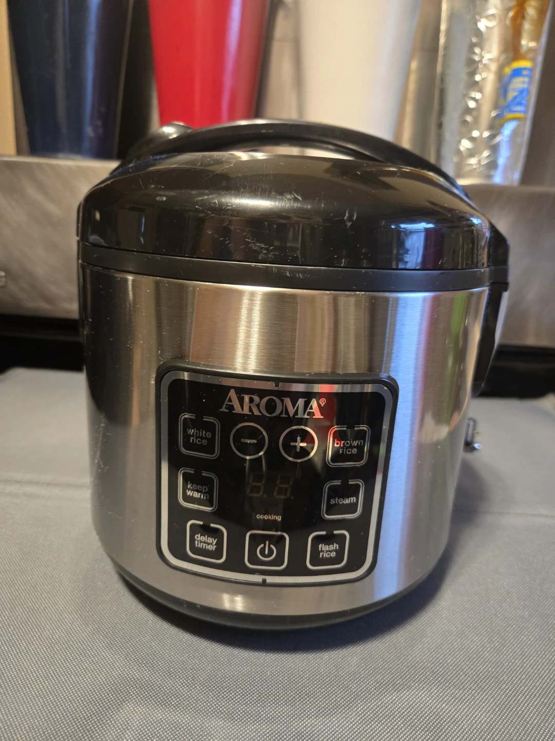Aroma ARC-914SBD Digital Rice Cooker - photo 2