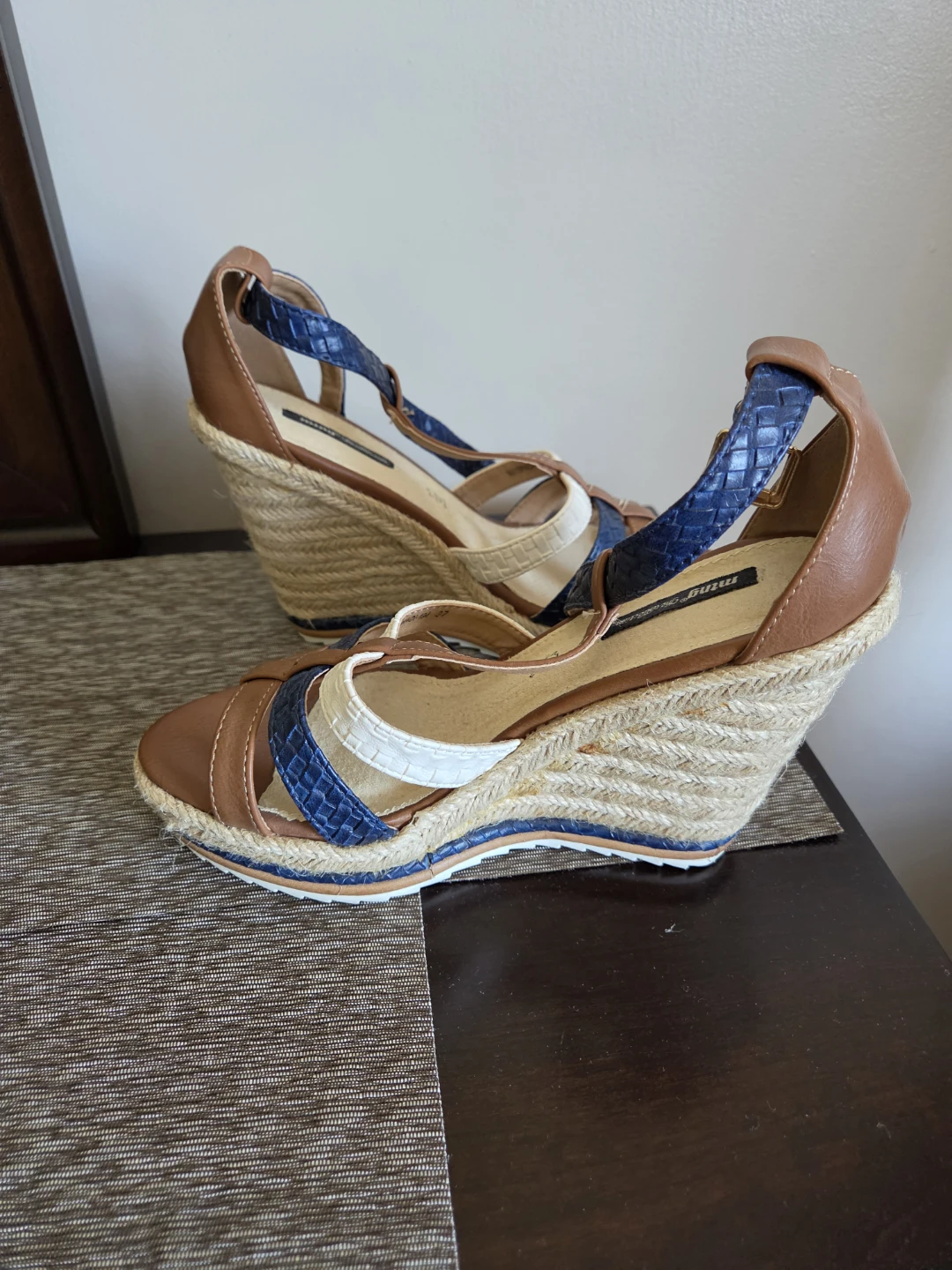 MTNG Collection Wedge Sandals - photo 2