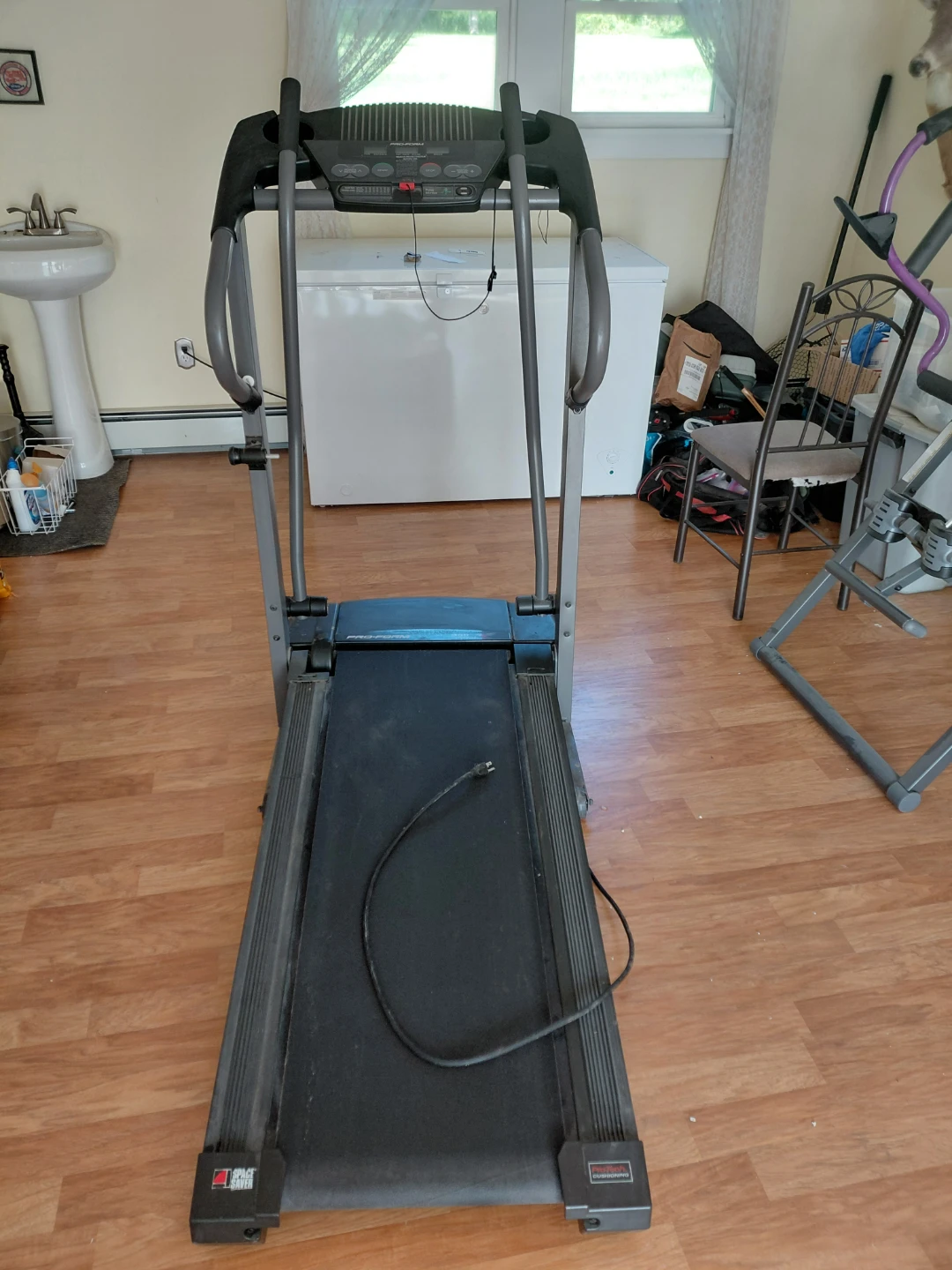 ProForm 330 CrossWalk Treadmill - photo 2