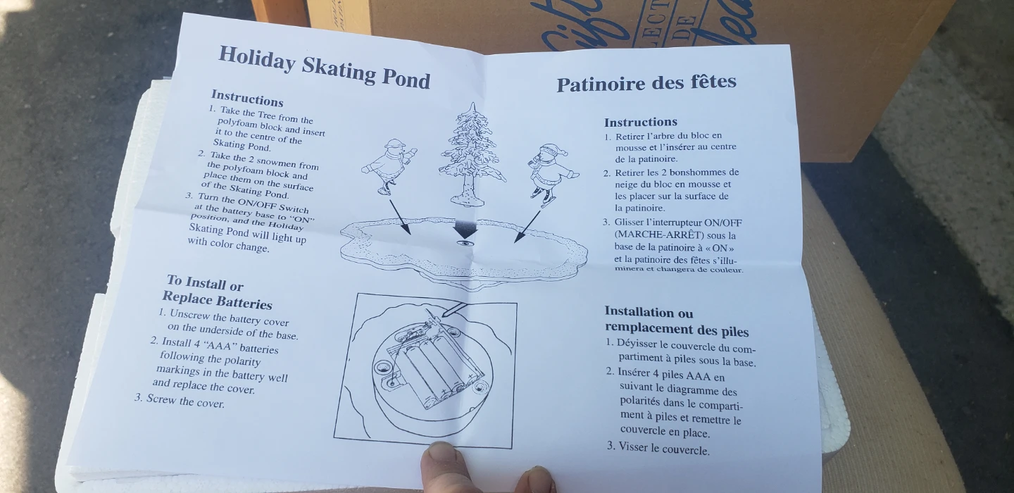 Vintage Avon Holiday Skating Pond Tabletop Decoration