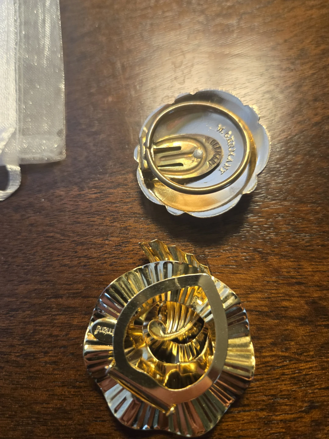 Vintage Gold Tone Scarf Clips - photo 2