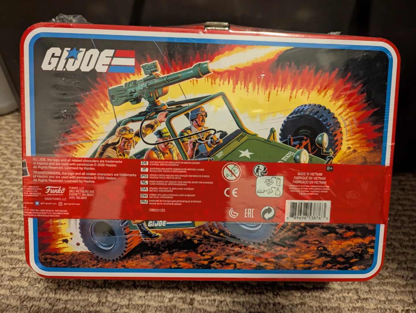 Transformers & GI Joe lunch box with goodies inside - photo 2