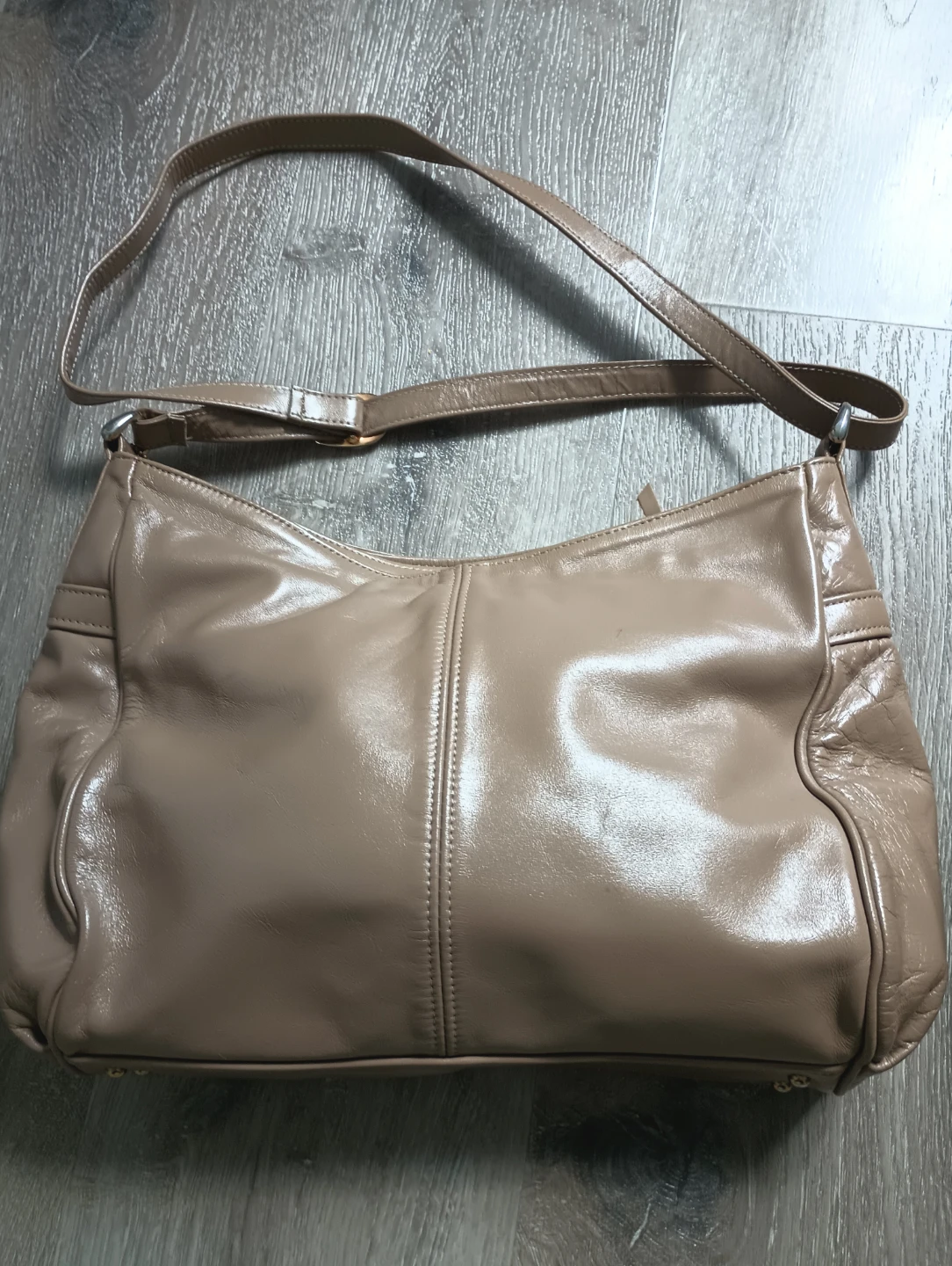 SAS Brown Leather Shoulder Bag - photo 2