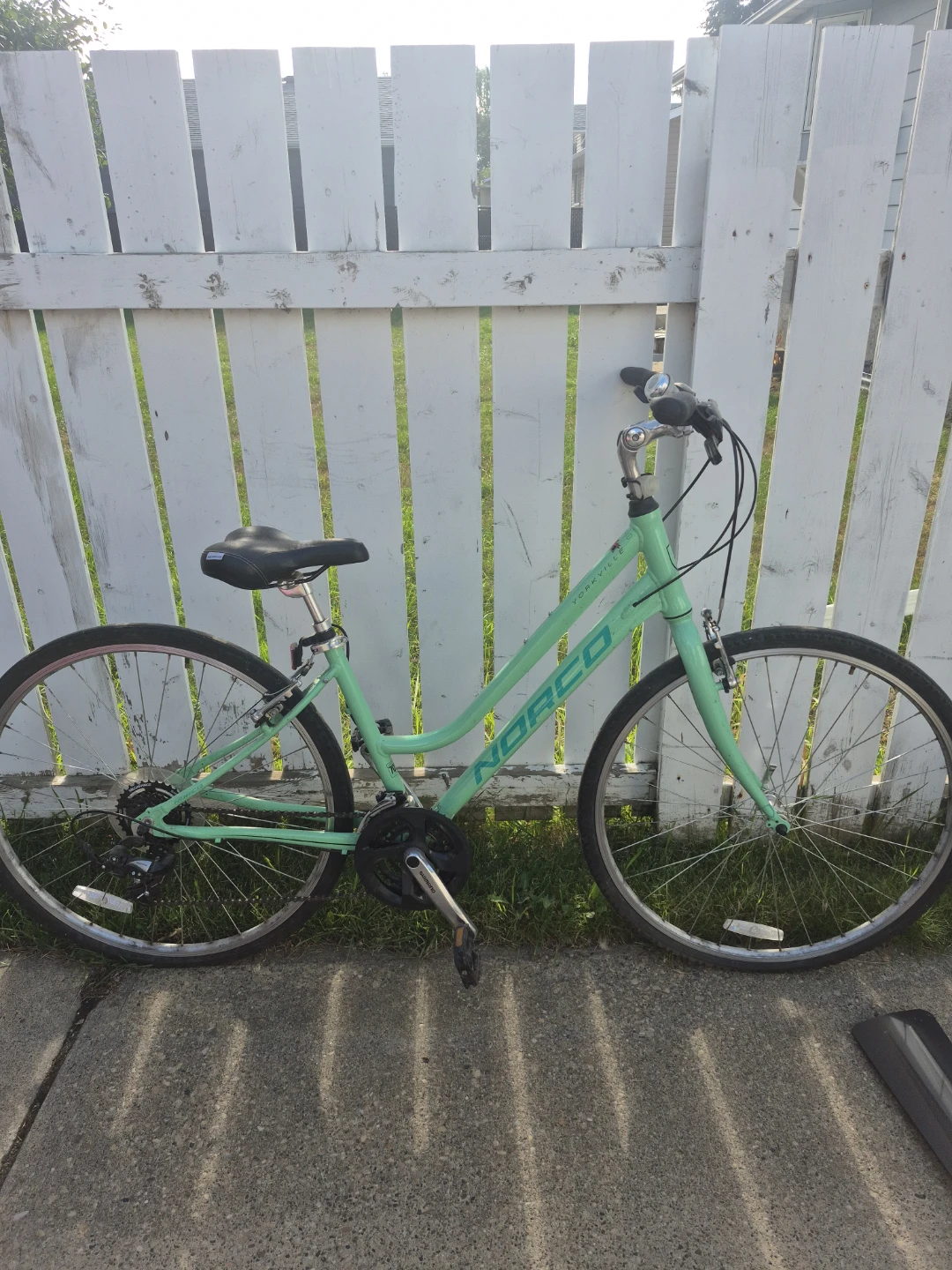 Norco Yorkville hybrid bike