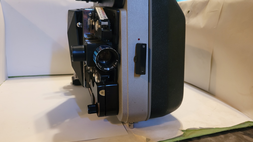 Raynox DU 707 TC Super 8 Film Projector - photo 4