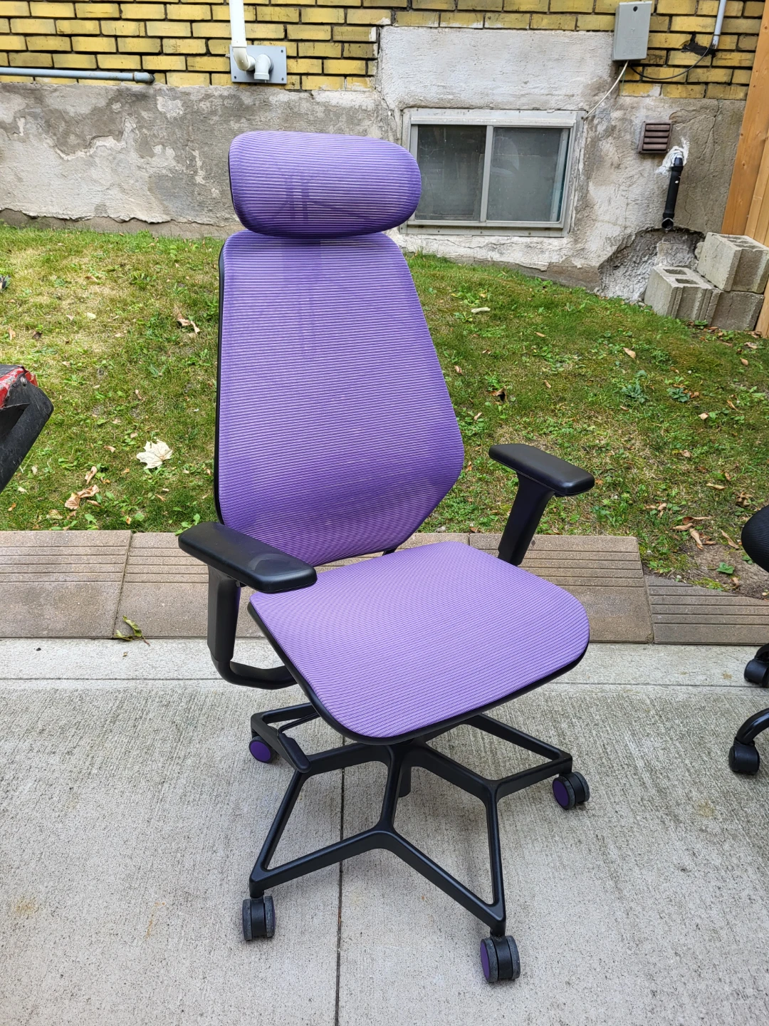 Steelcase Gesture Office Chair with Headrest