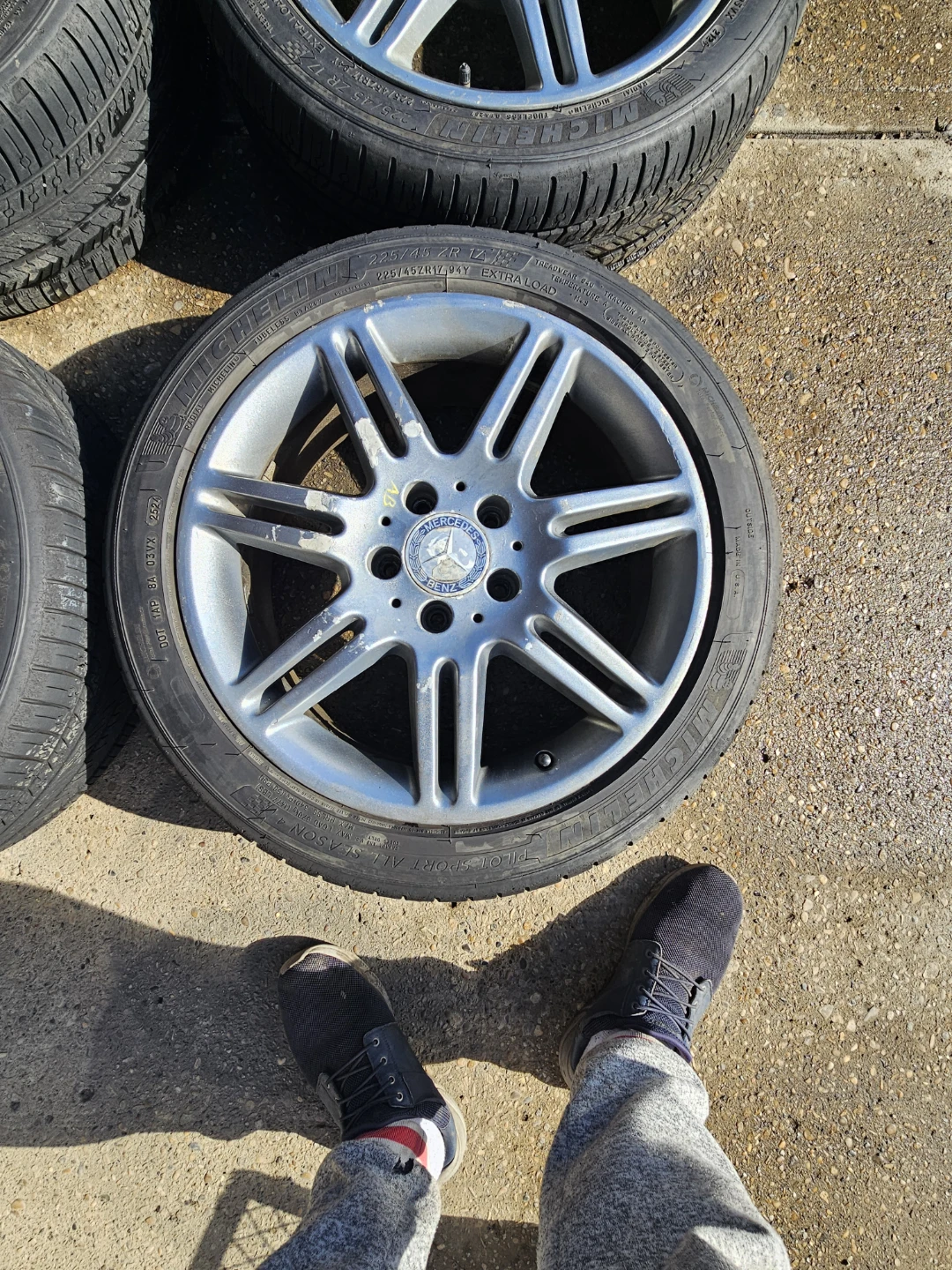 Benz Alloy Wheels with Tires 225/45ZR17 and two 245/40ZR17 sizes - photo 5