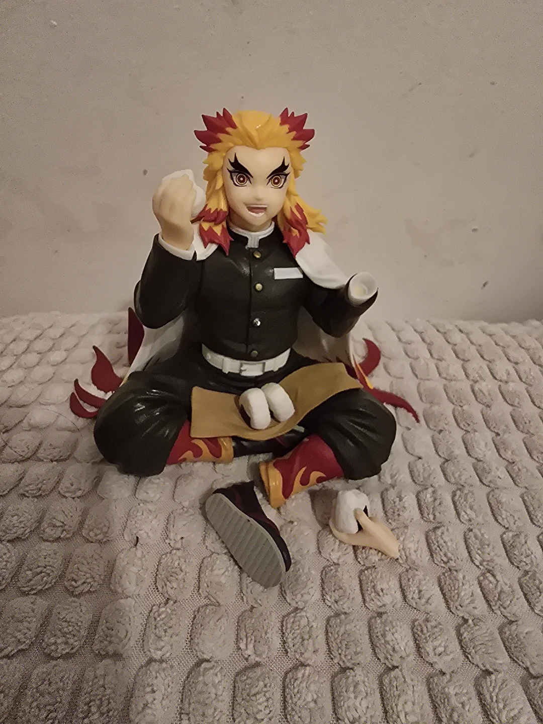 Demon Slayer Kyojuro Rengoku Figure  as is - photo 2