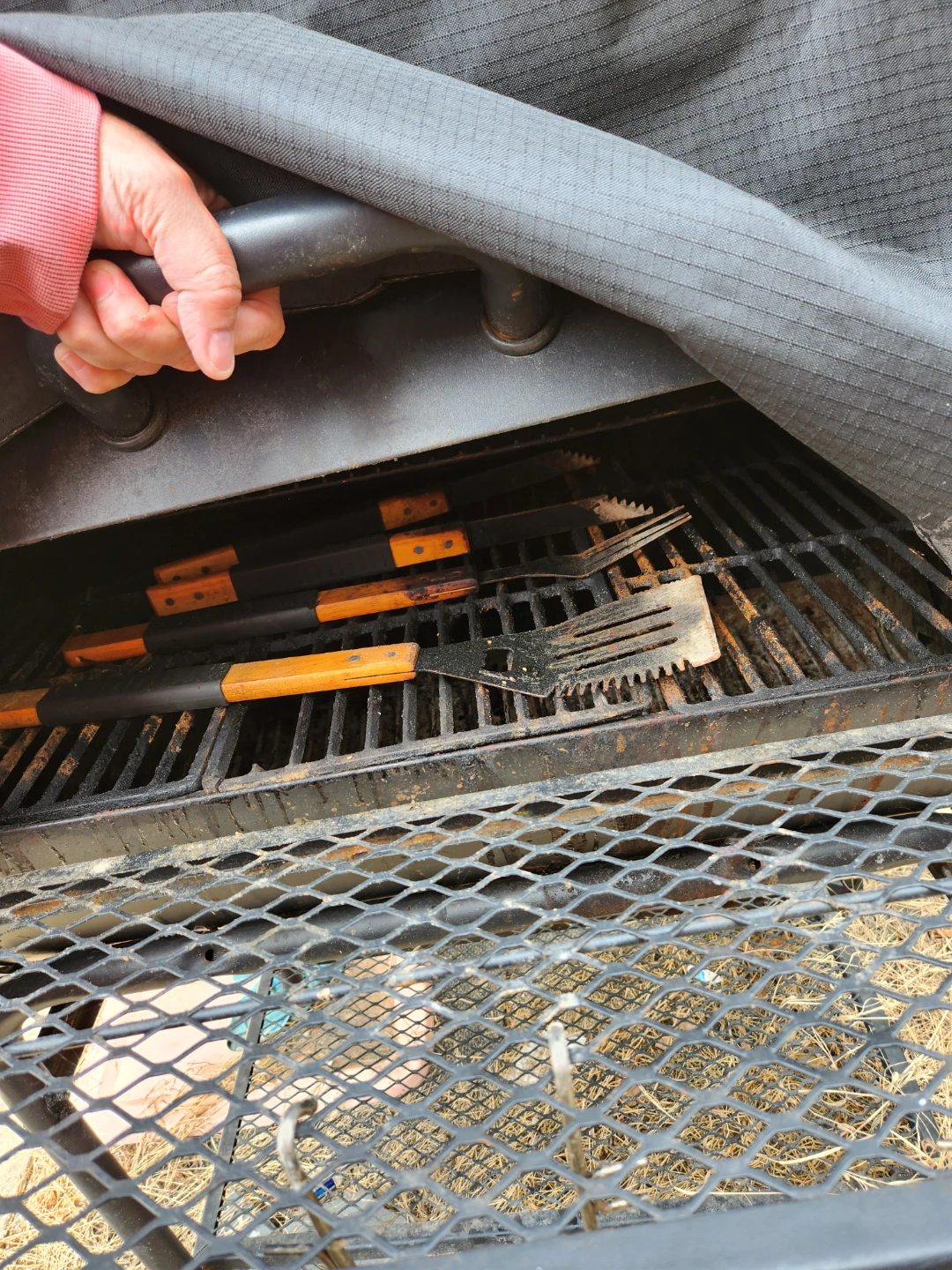 Char-Griller Charcoal Grill with Cover - photo 3