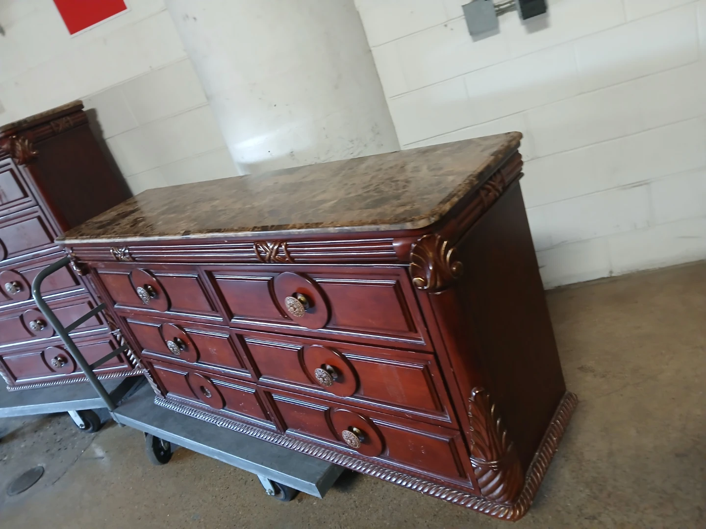 Long dresser