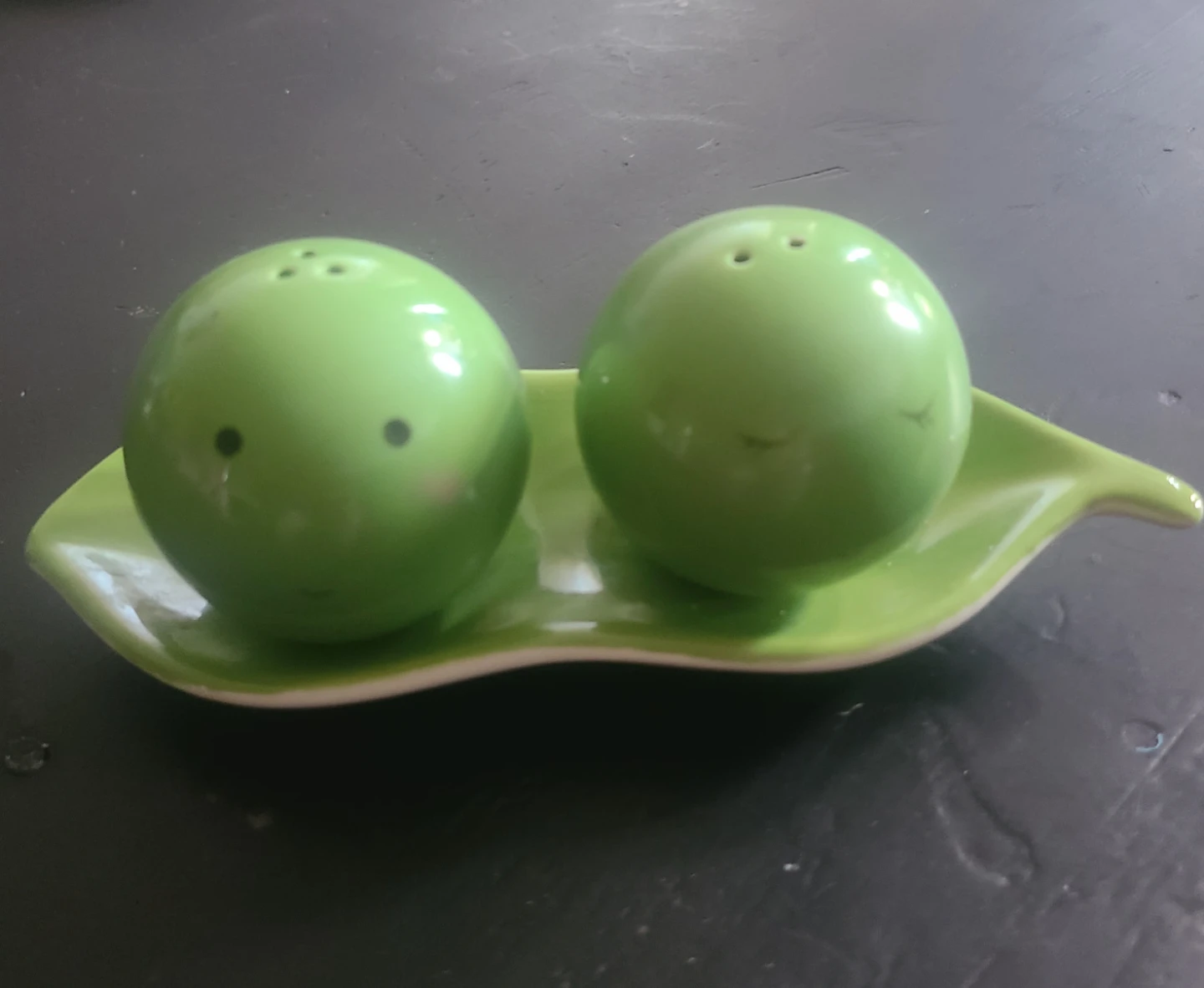 Ceramic Pea Pod Salt and Pepper Shakers