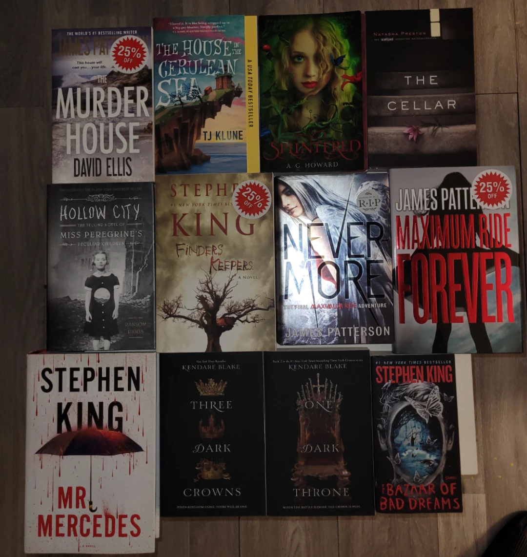 Assortment of Books (YA, Romantasy, Stephen King)