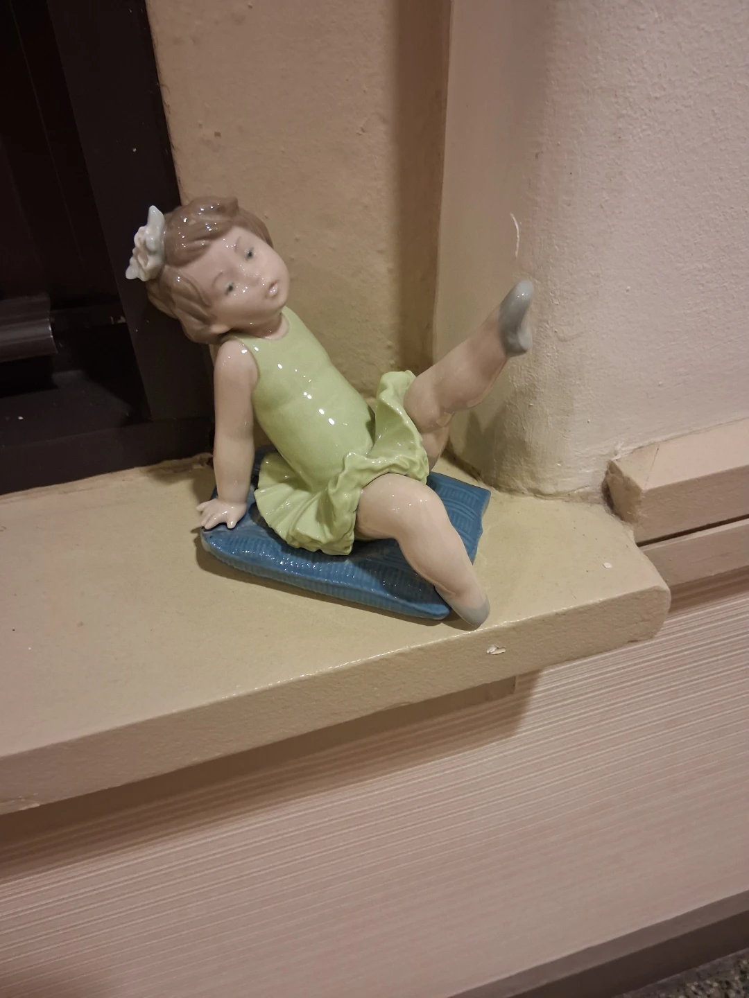 Lladro Porcelain Ballerina Figurine - photo 5
