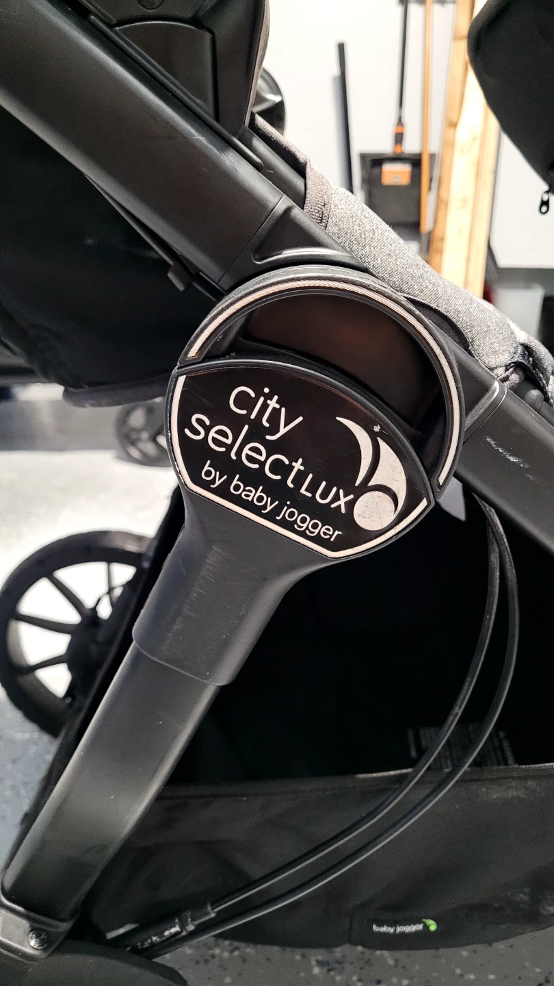 Baby Jogger City Select Lux Double Stroller - photo 4