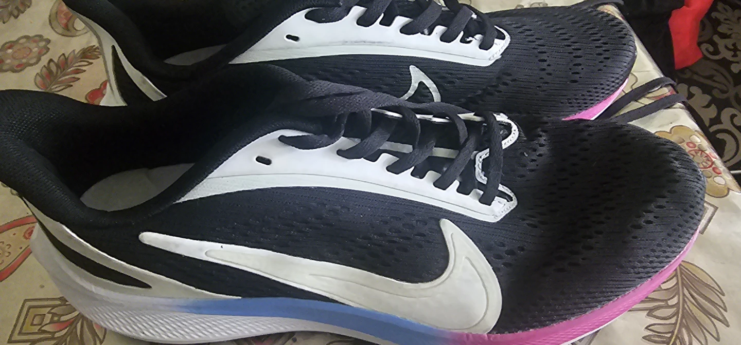 Nike Pegasus Running Shoes - photo 2