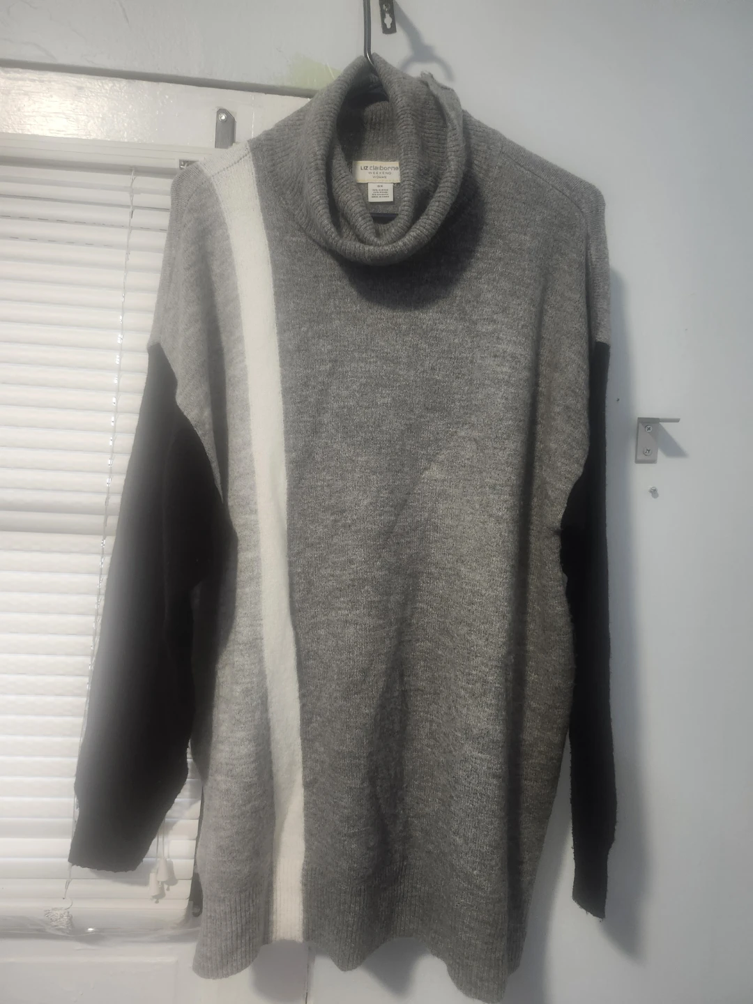 Liz Claiborne Colorblock Turtleneck Sweater - photo 2
