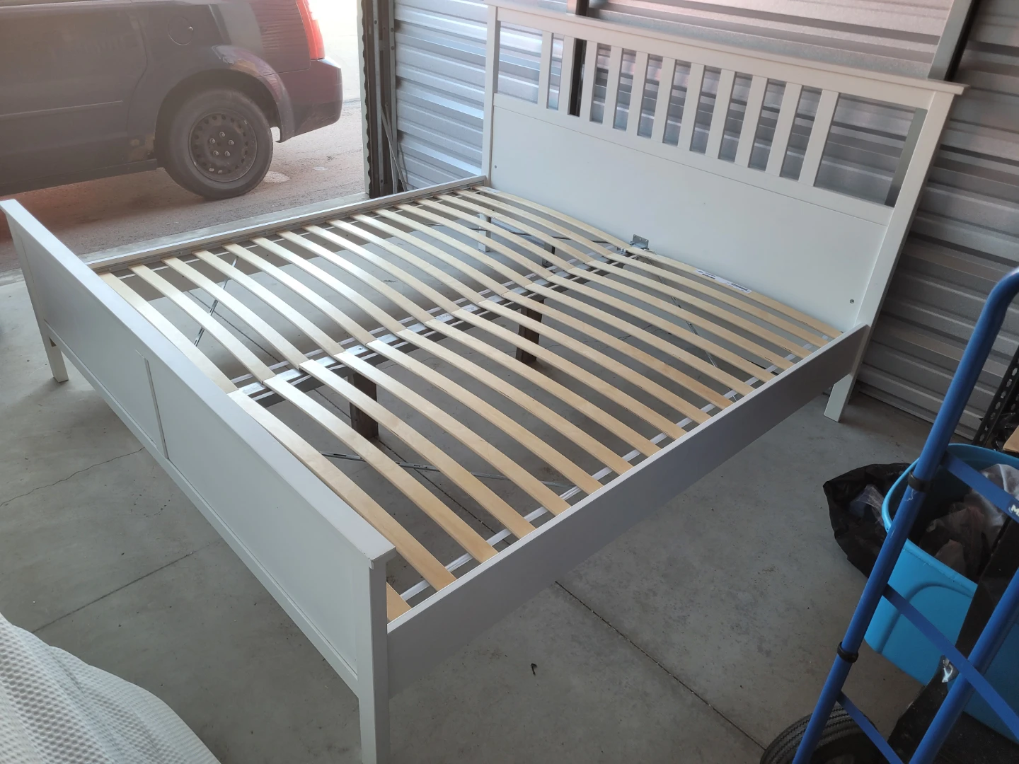 Delivery - ikea king bed frame - photo 2